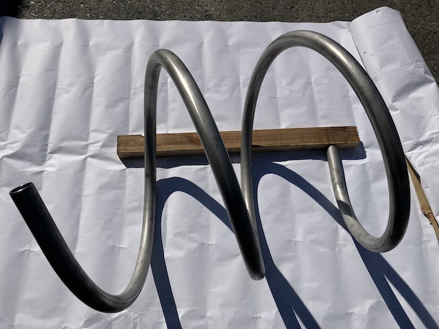 大型のコイル巻管(PCD:φ550)